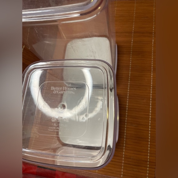 RELIST 4 Better Homes & Gardens Canisters Flip-Seal Food Storage Containers - Picture 12 of 14